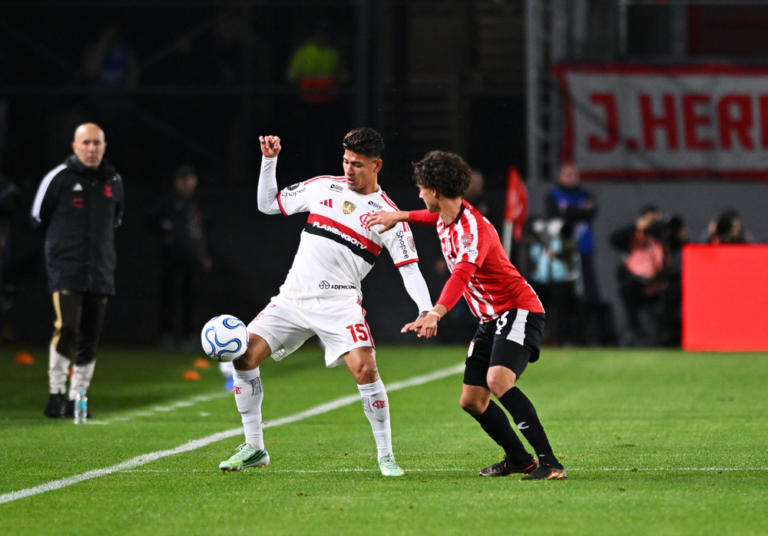 Flamengo recebe o Estudiantes hoje no Maracanã por vaga na final da Libertadores