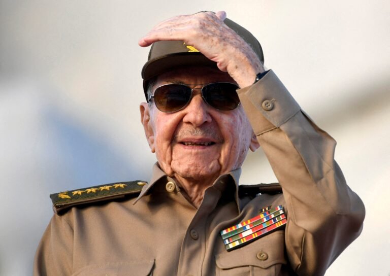 Flórida emite mandado de prisão contra Raúl Castro pela derrubada de aviões em 1996