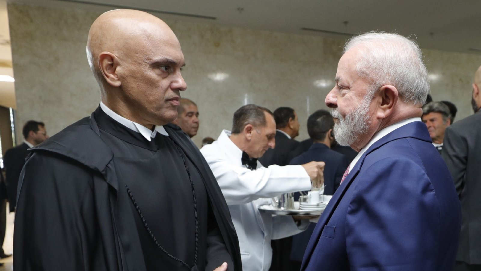 Esquerda reclama de 'censura' da Meta após defender regras mais duras para as redes
