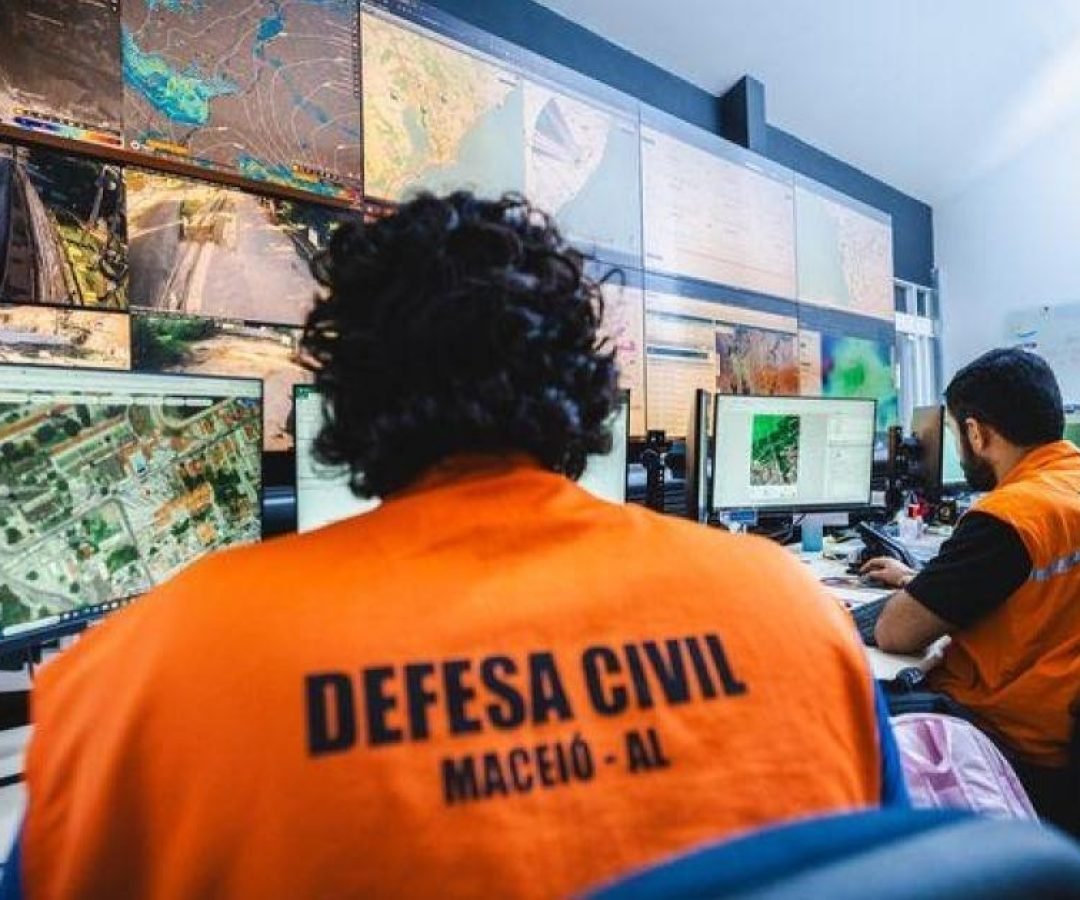 Maceió pode ter rajadas de vento até domingo; Defesa Civil orienta moradores