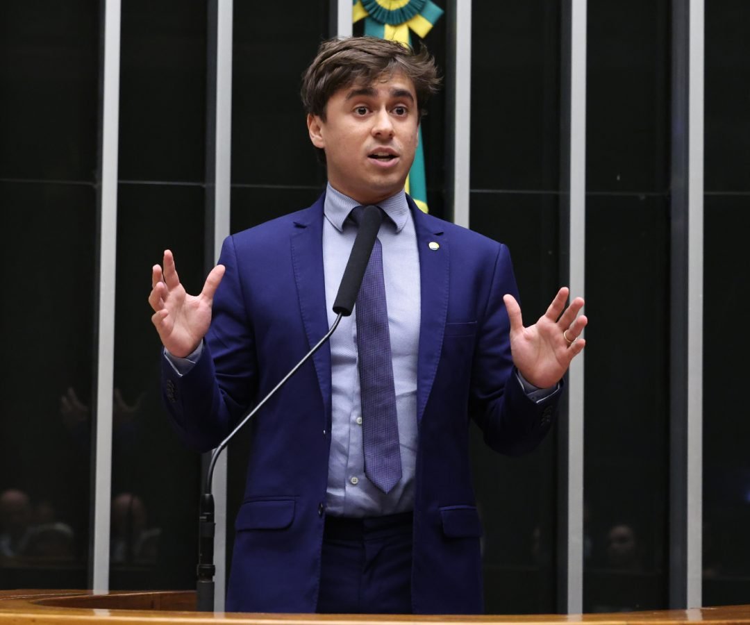 Nikolas promete usar influência em Brasília para ajudar o governo JHC em Alagoas