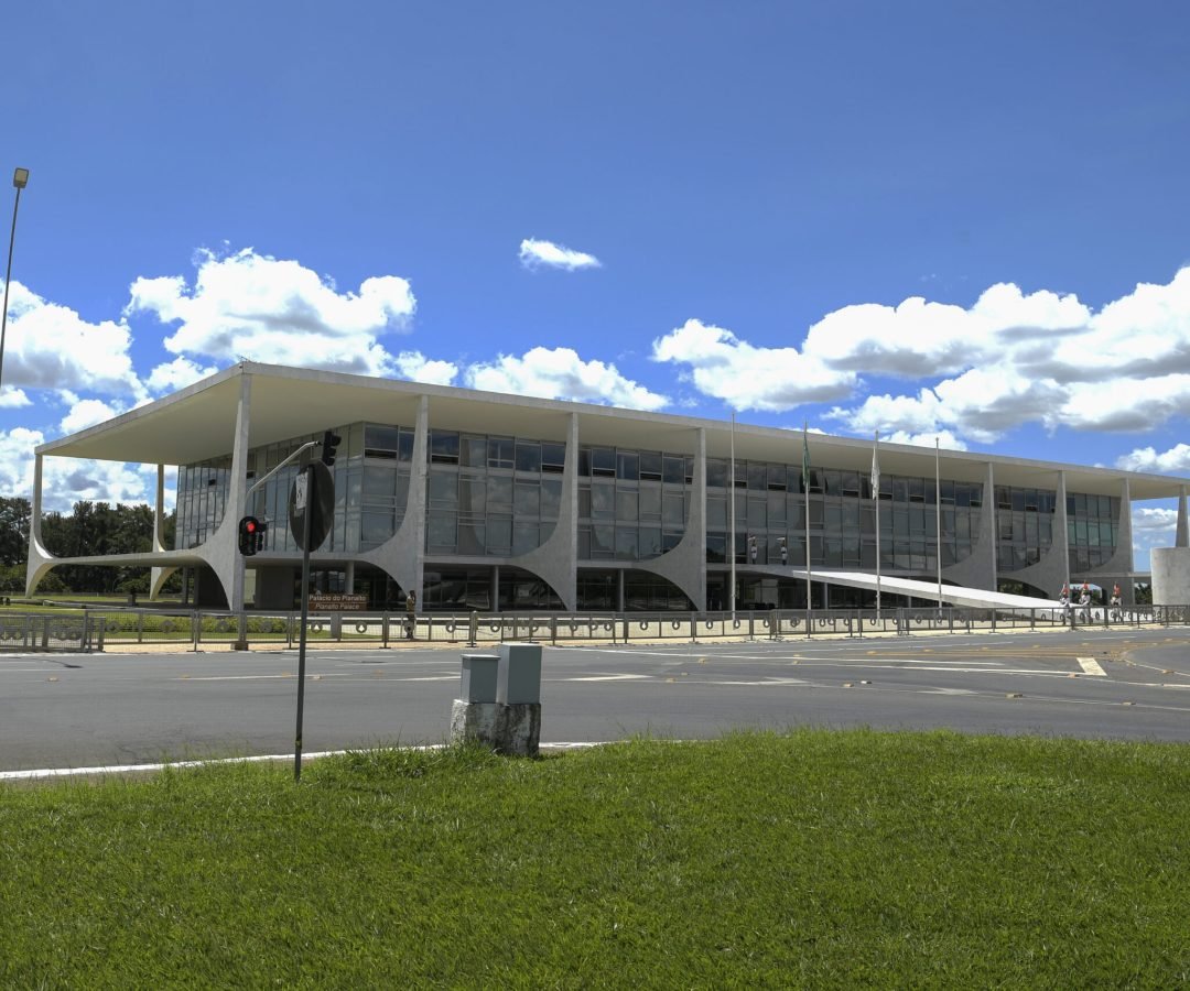 Registros do GSI mostram três entradas de Vorcaro no Planalto fora da agenda oficial